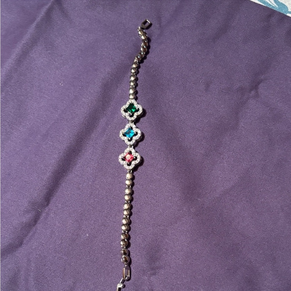 Elegant, multi color gem bracelet